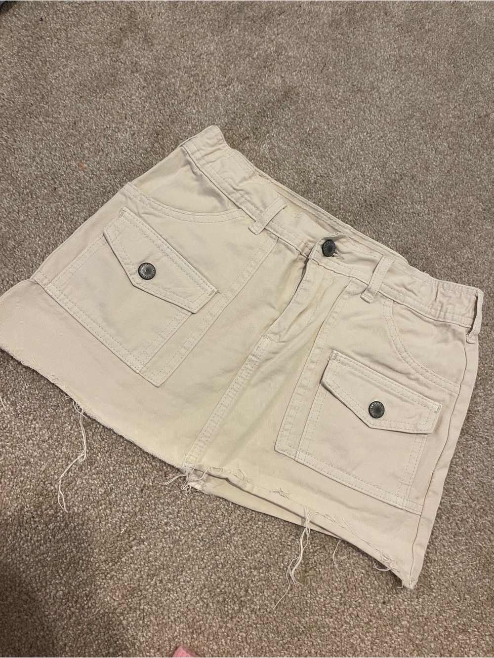 Brandy Melville cargo mini skirt